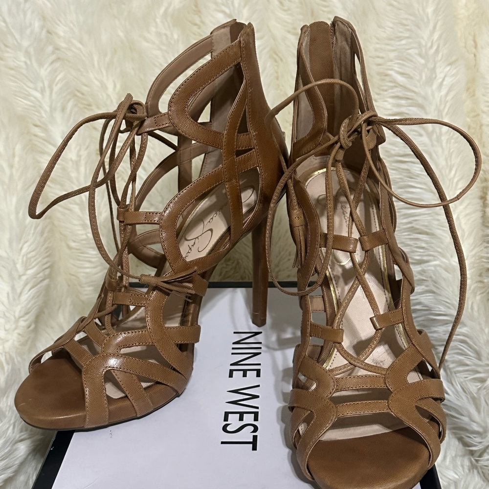 Jessica Simpson Women's Tan Strappy Heels